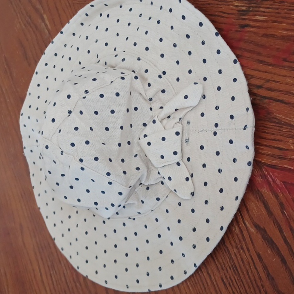 Old navy sun hat Linen Polka Dot Summer Beachy Travel Cruise Resort Wear